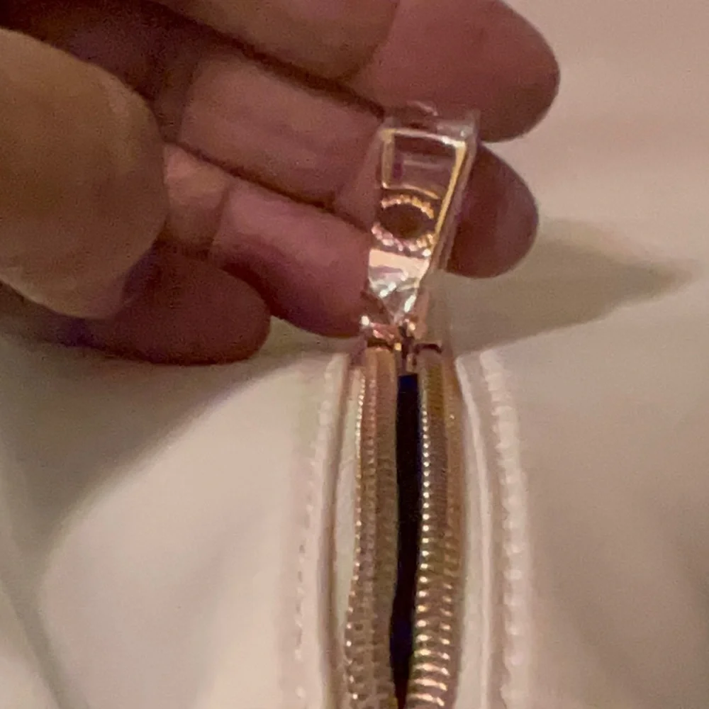 Coach new tote with rose gold zipper and zipper_11
